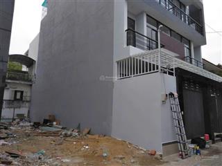 Ông anh định cư nên bán ra lô đất dt 64m2/1,19tỷ ở gần đ. số 10 tam bình thủ đức hcm. shr chính chủ