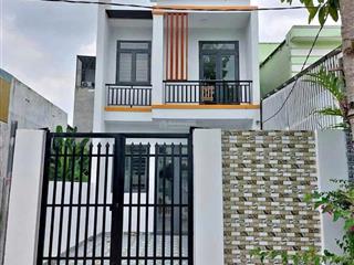 Nhà 1 trệt 1 lầu tân hiệp ngay kcn nam tân uyên