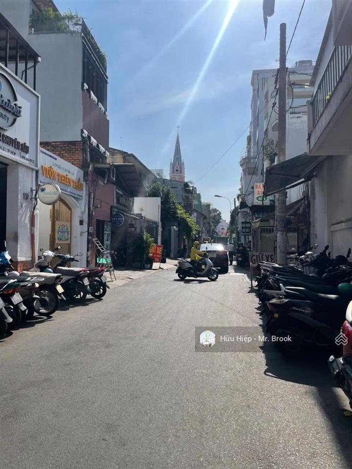 Bán nhà mặt tiền tân định quận 1  4 tầng, 58m², gần chợ & nhà thờ  kinh doanh tốt sinh lời cao