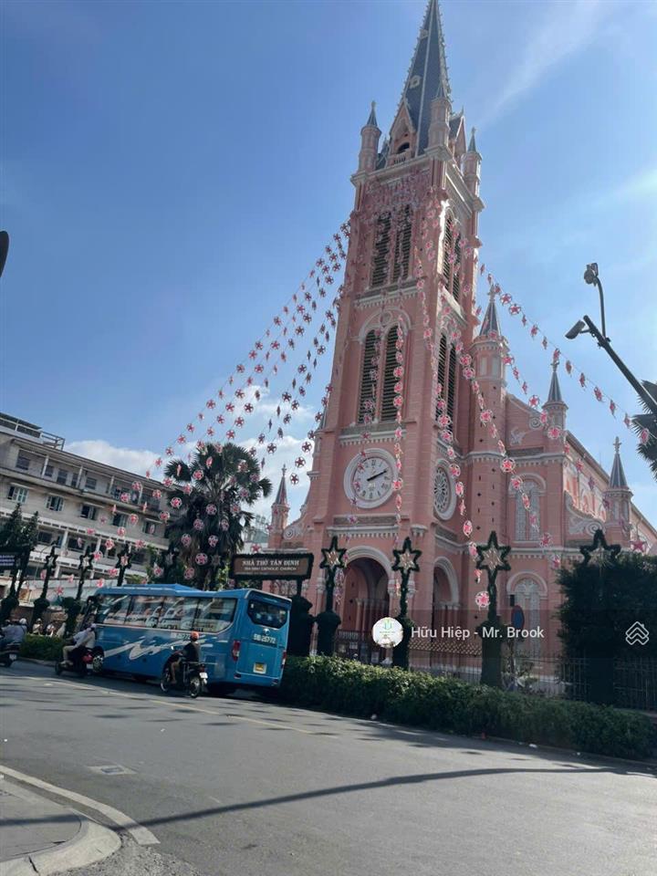 Bán nhà mặt tiền tân định quận 1  4 tầng, 58m², gần chợ & nhà thờ  kinh doanh tốt sinh lời cao