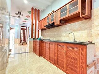 Nhà mới đẹp  ngang 5.3m  sân rộng đậu 2 ô tô  sát ubnd tân bình  dĩ an. dt 116m (5.3 x 22m