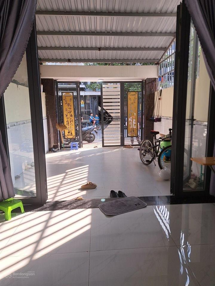 Nhà mặt tiền đường nhựa 13m, tân đông hiệp, tp.dĩ an bình dương. diện tích 75m2, ( 4m x 18m)