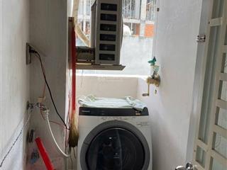 Chung cư 590, cmt8,p11, quận 381m2, 2p ngủ,nt, 11tr/th