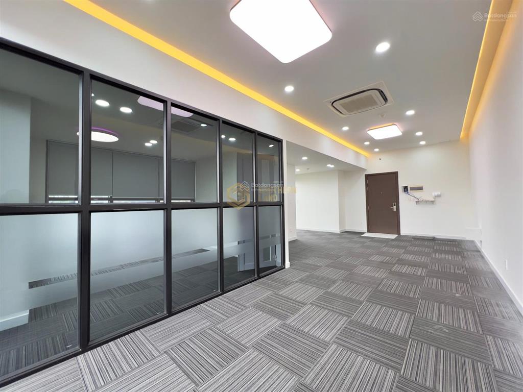 Bán officetel căn góc 61m2 the sun avenue tháp trung tâm giá chỉ 5 tỷ bao hết