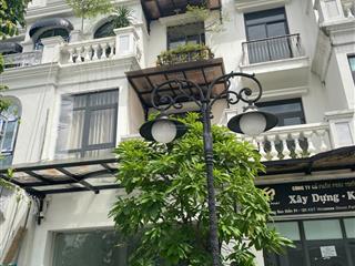 Bán gấp sao biển 1 đã hoàn thiện, đông nam, dt 70 m2 tại vinhomes ocean park 1 gia lâm, giá 18,x tỷ