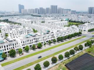 Bán cắt lỗ nhà phố sao biển 23 mặt đường 40m giá chỉ 16,x tỷ tại vinhomes ocean park1 gia lâm