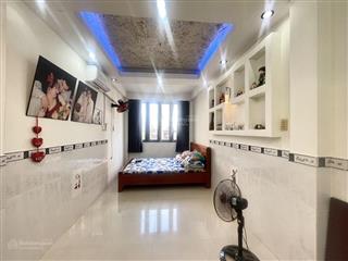 Bán nhà hẻm bến vân đồn,60m25 tầng giá chỉ nhỉnh 9 tỷ