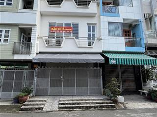 Bán nhà đẹp phường bình thuận quận 7 giá tốt sổ hồng 125m2 full nội thất