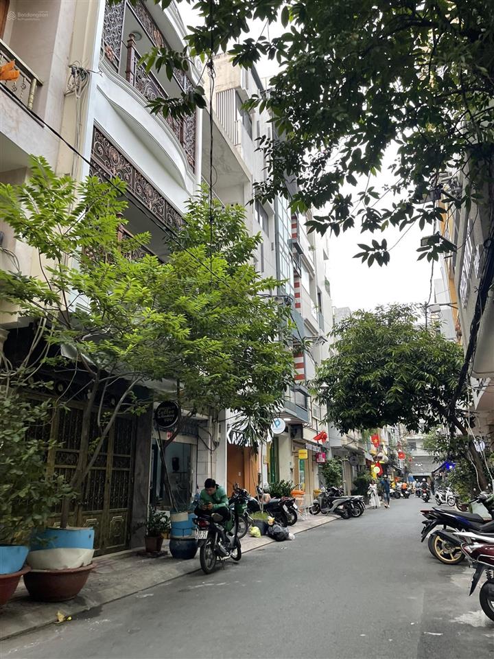 Nhà hxh trần hưng đạo 5 lầu mới đẹp gần bùi viện trung tâm quận 1 giá 17,8 tỷ tl