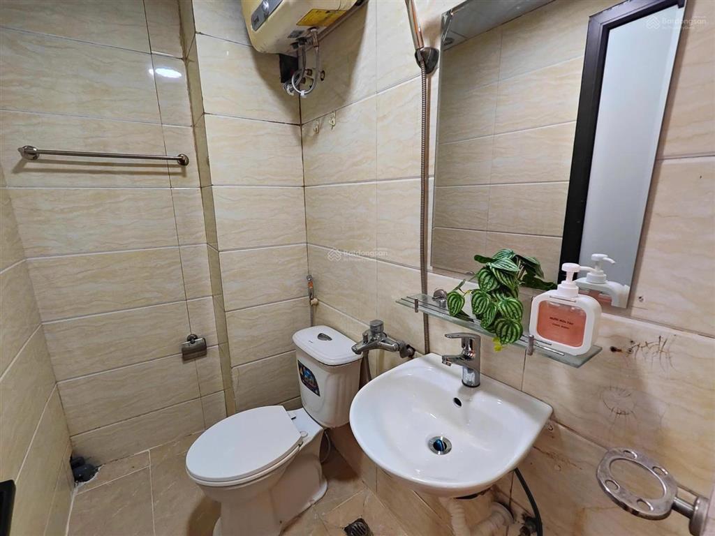 Căn 1n1k 35m2 full đồ, 2 cửa sổ thoáng, tòa mới, chính chủ khu đào tấn