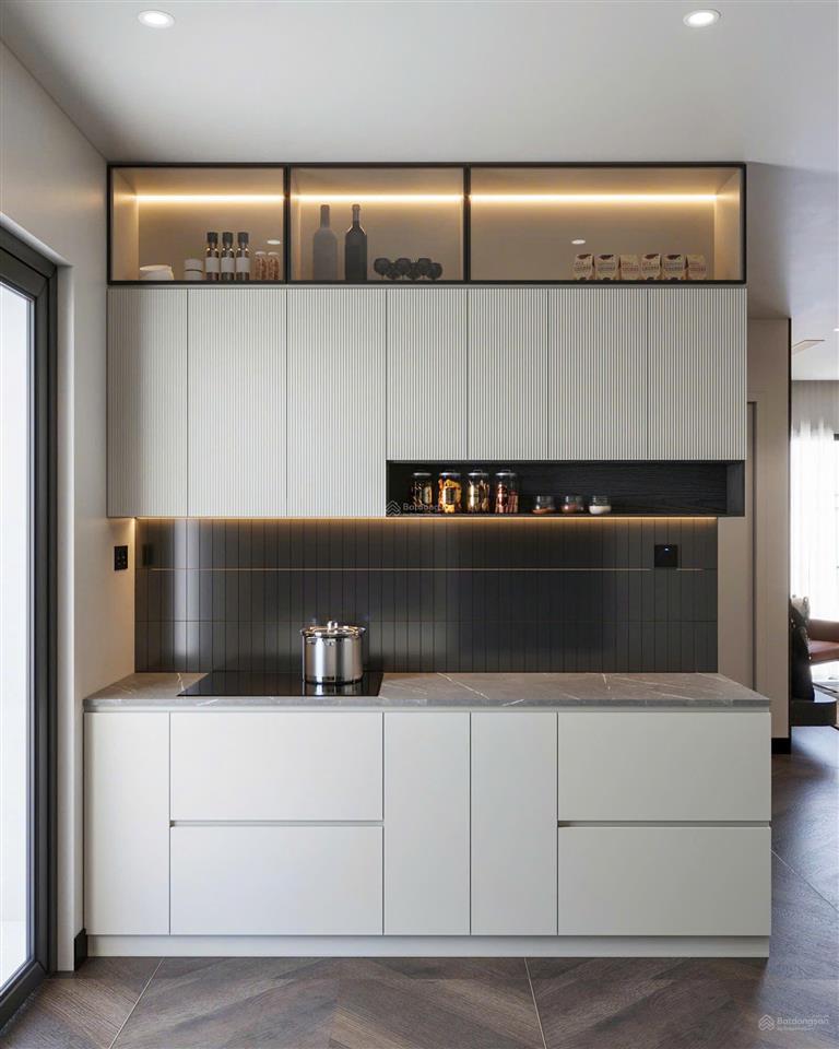 Duy nhất 1 căn 3pn dt lớn 110m2 giảm 1,487 tỷ the opus one view sông, pháo hoa , trực diện hồ bơi