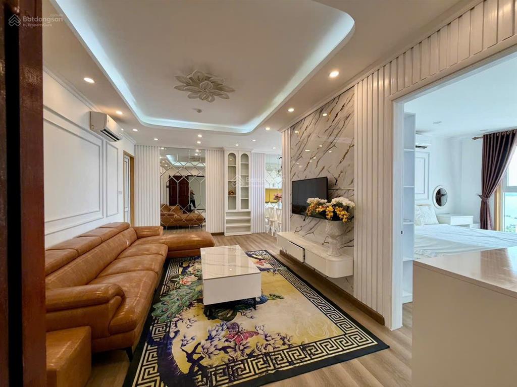 Bán căn ngoại giao view biển giá rẻ. dt 68m2