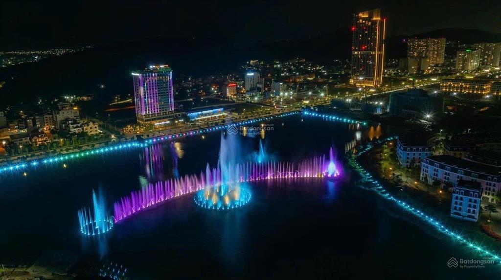 Bán căn studio viêw biển ,cạnh lotte mart viêw hồ nhạc nươc rất đẹp