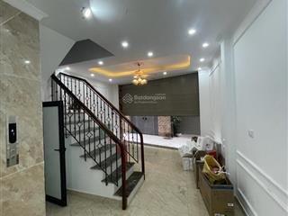 Bán nhà kim giang, ô tô ngủ trong nhà, thang máy, dt 54m2, mt 5m, giá chỉ 14 tỷ