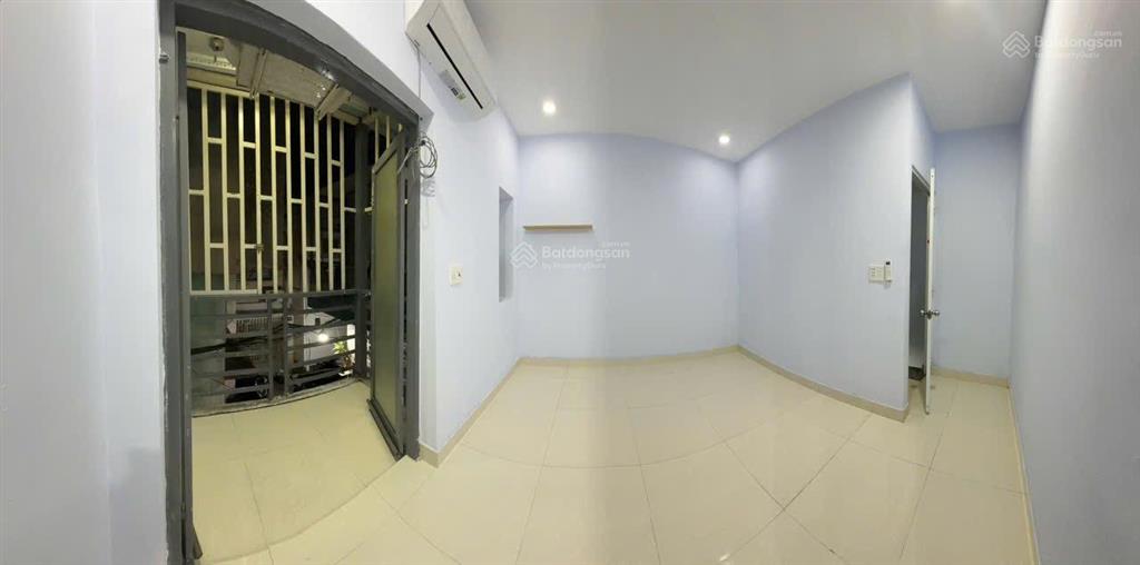 Bán nhà riêng tại trần hưng đạo, 5,2 tỷ, 28m2, chính chủ giá cực chất