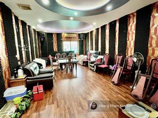 Phân lô cán bộ vip mạc thái tổ! ô tô tránh dừng đỗ, vỉa hè 2,5m, kdoanh văn phòng ngon, 2 thoáng