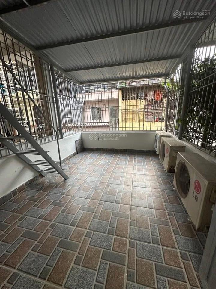 Bán nhà tô hiến thành  46m2 hẻm xe hơi  nhỉnh 6 tỷ diện tích khủng, ngang 3,6 x 13,2m2