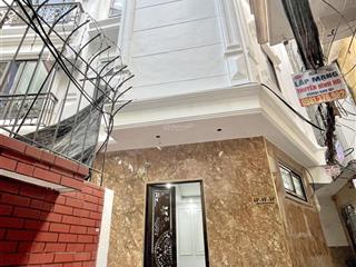 Trung tâm đống đa  nhà mới ở luôn siêu hot 32m2  8,6 tỷ