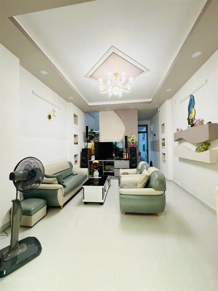 Bán nhà hẻm xe tải 10m thông dương quảng hàm gv dt 4m x20m trệt 2 lầu st giá chỉ 11 tỷ 1 tl