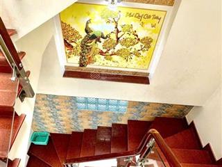 Bán nhà sát mặt tiền đường lê hồng phong, q5, 5 tầng, hẻm rộng 5m trước sau, chỉ hơn 8 tỷ.