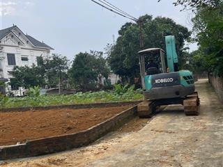 Chính chủ bán lô góc 178m2. mặt tiền 7m. tại hoà thạch  phú cát  hà nội. cách trục chính 50m
