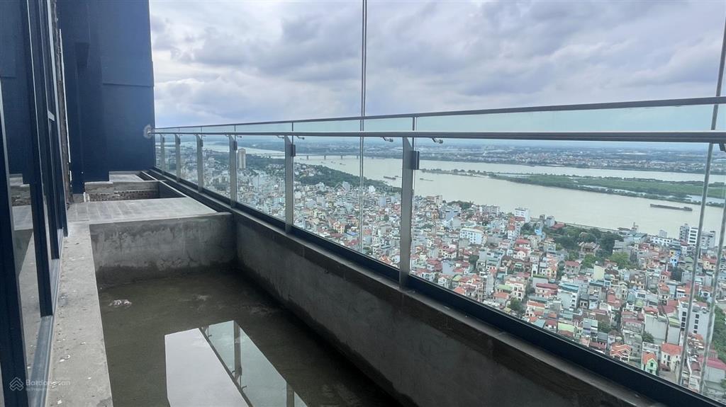 Penthouse thượng lưu view sông độc bản duy nhất tại sunshine golden river