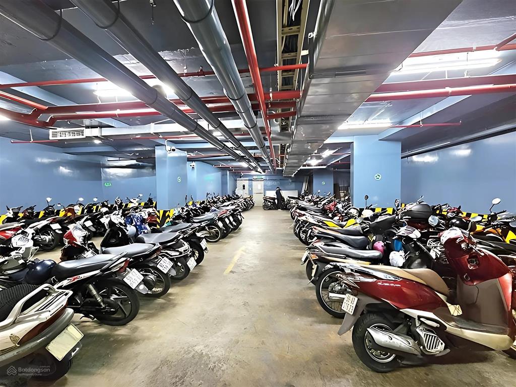 Duy nhất 285m2 giá 66 triệu/tháng  cao ốc adele