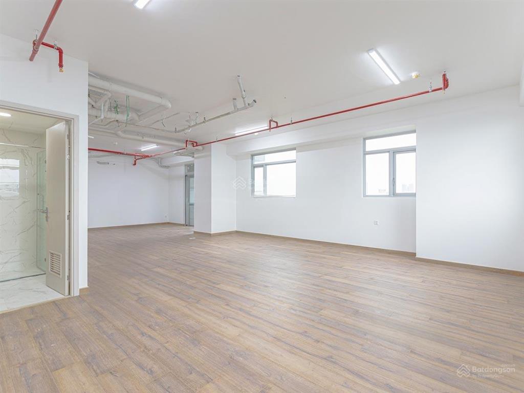 Văn phòng 71m2 giá 15,7 triệu/tháng  paris hoàng kim