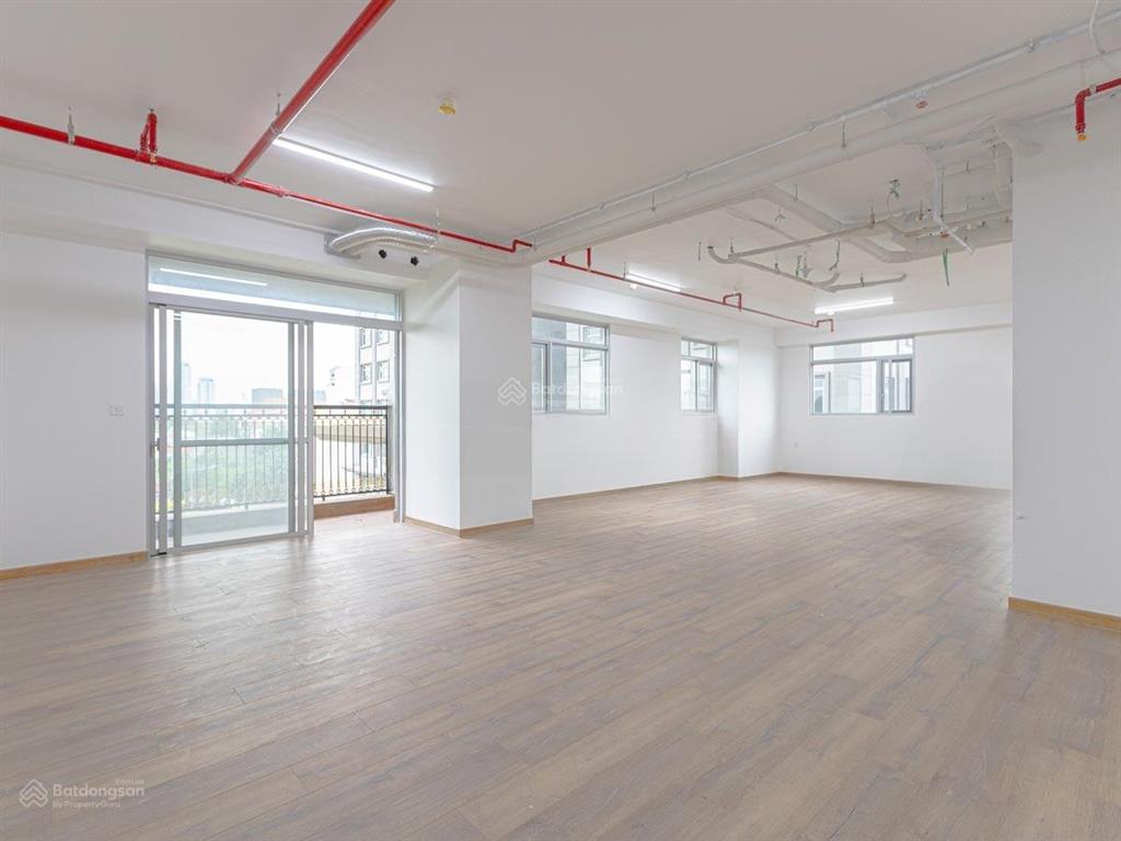 Văn phòng 71m2 giá 15,7 triệu/tháng  paris hoàng kim