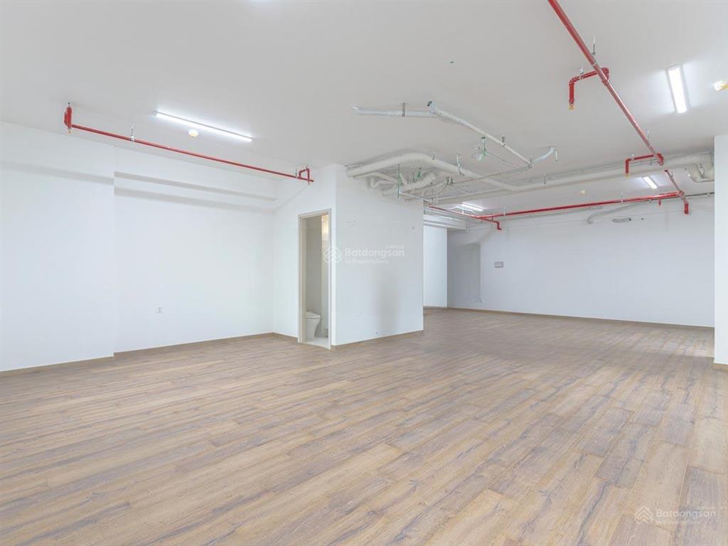 Văn phòng 71m2 giá 15,7 triệu/tháng  paris hoàng kim