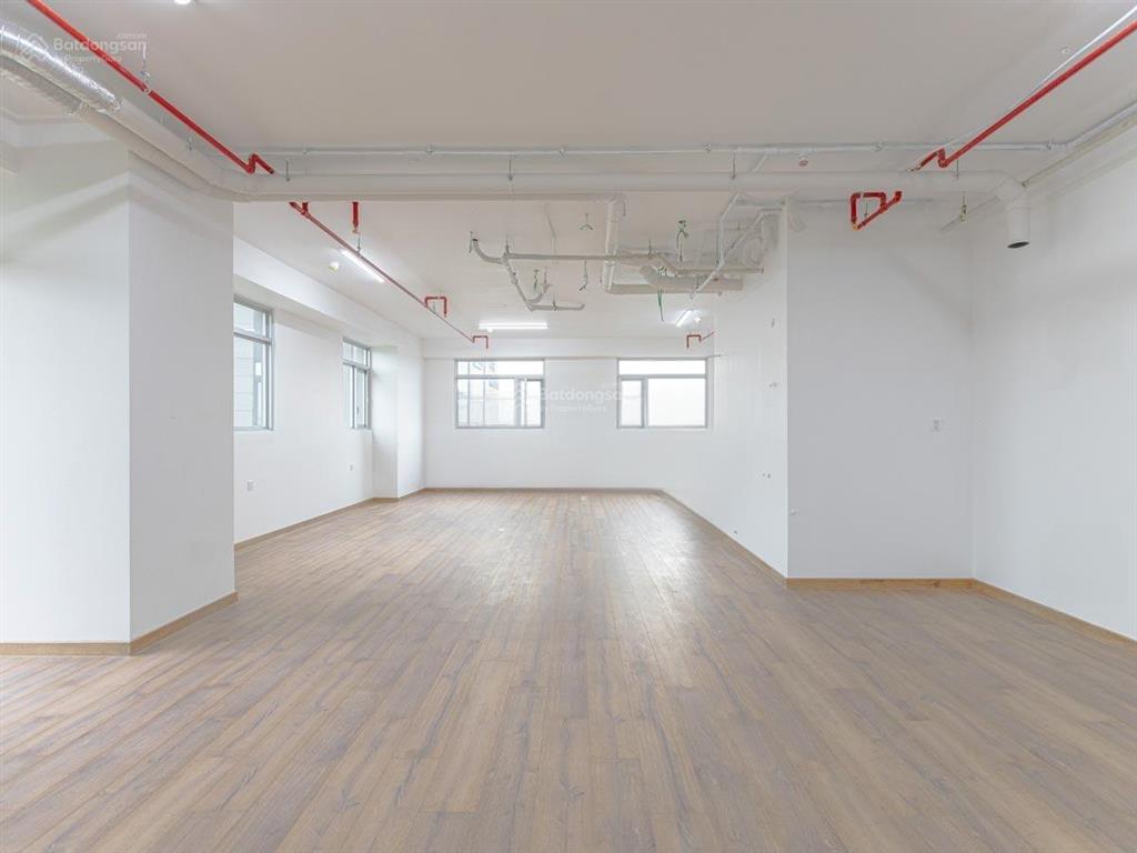 Văn phòng 71m2 giá 15,7 triệu/tháng  paris hoàng kim