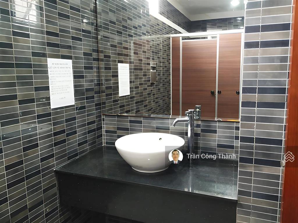 Văn phòng 120m2, giá 27 triệu/th  cao ốc sunshine
