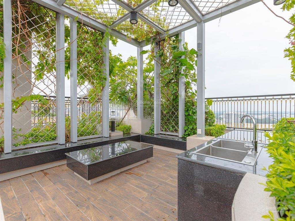 Văn phòng 94m2 giá 21 triệu/tháng  paris hoàng kim