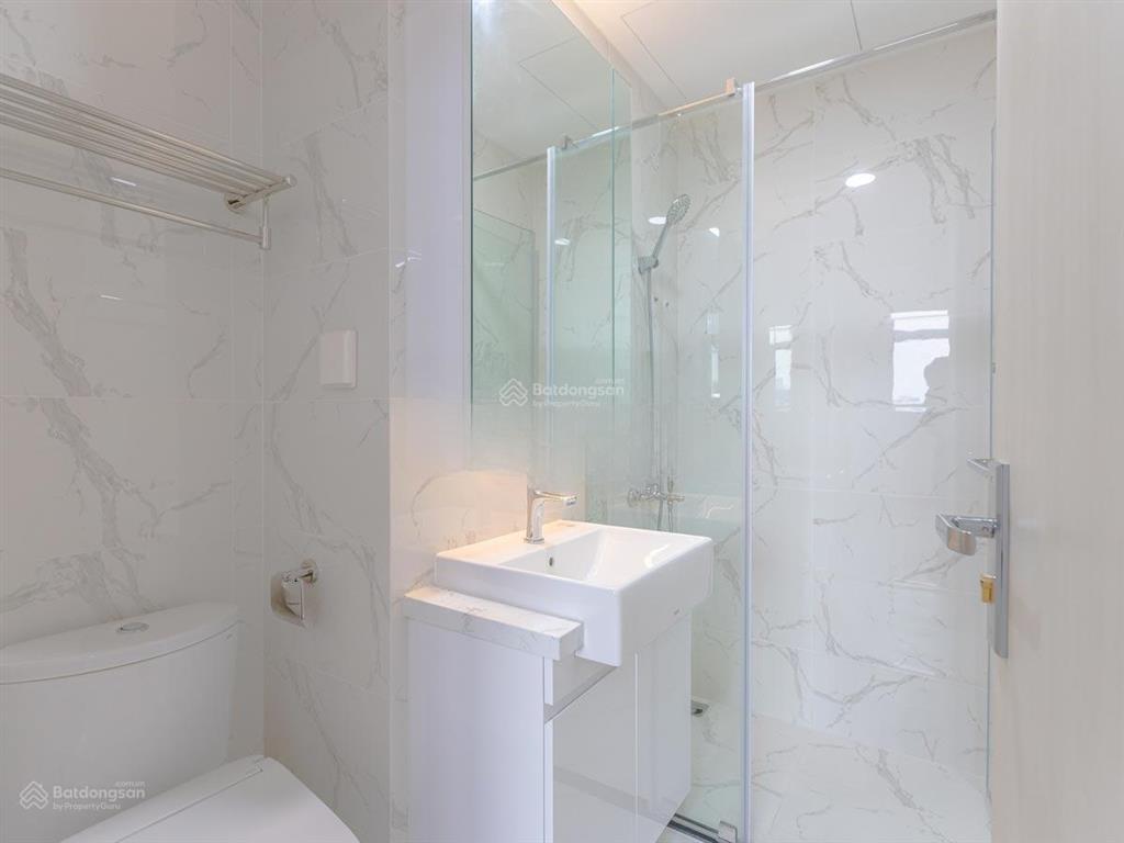 Văn phòng 94m2 giá 21 triệu/tháng  paris hoàng kim