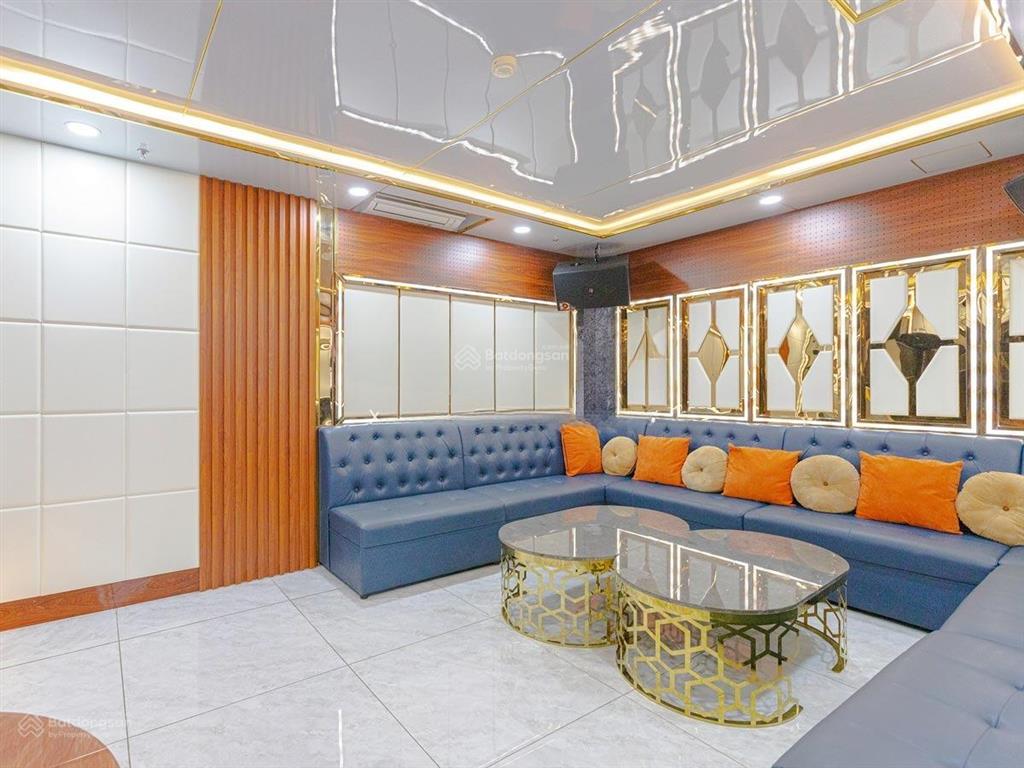 Văn phòng 94m2 giá 21 triệu/tháng  paris hoàng kim