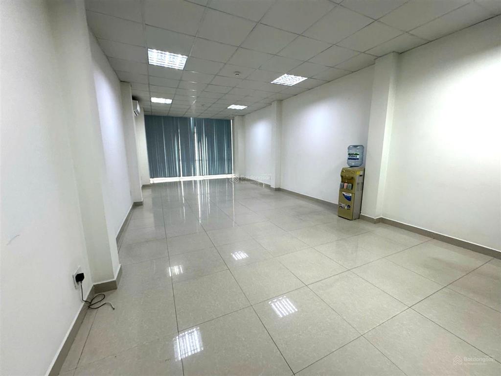 Văn phòng siêu rẻ, 56m2, giá 12,5 triệu/tháng