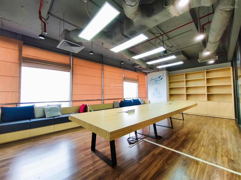 Duy nhất! văn phòng 755m2 (full nội thất) giá rẻ