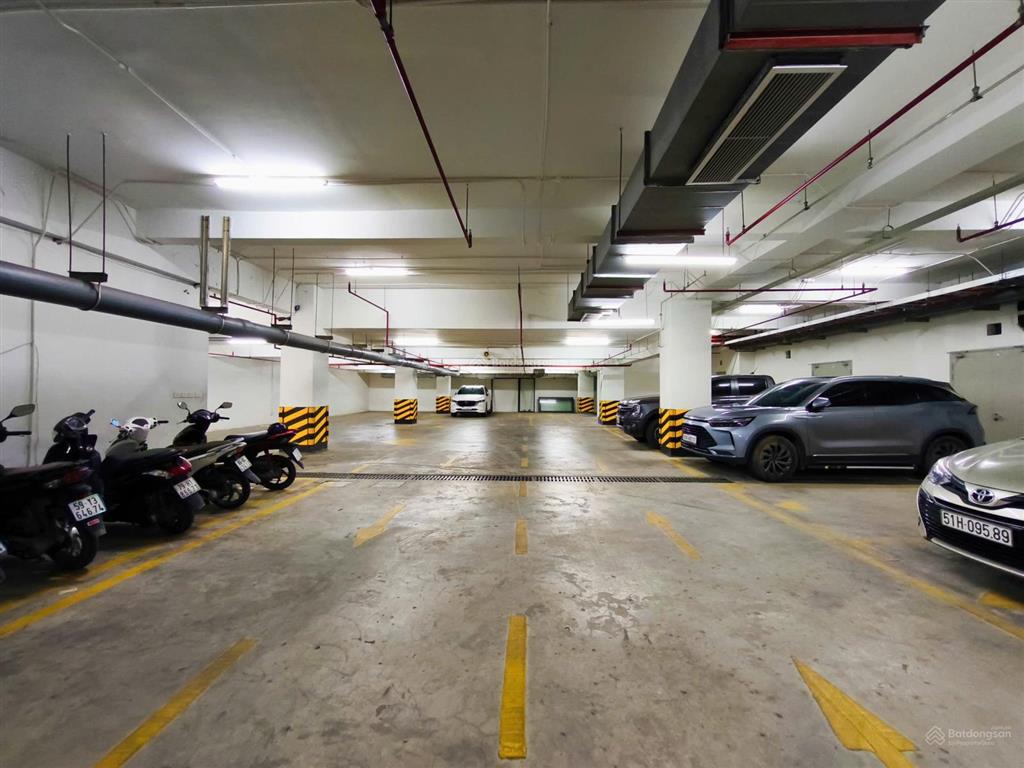 Văn phòng siêu rẻ! 344m2 (bao điện lạnh  phí quản lý) chỉ 427 nghìn/m2/th