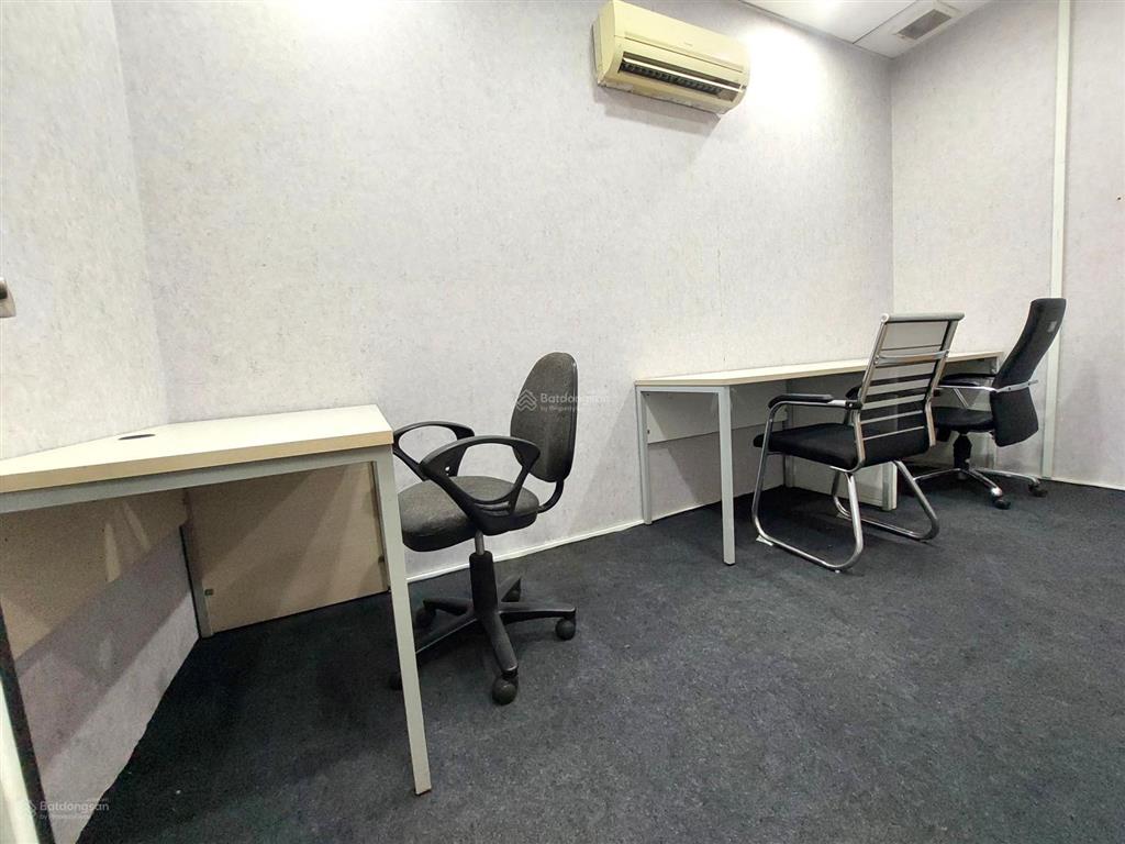 Văn phòng 4,5 triệu/th  có nội thất  giá cạnh tranh quận 1
