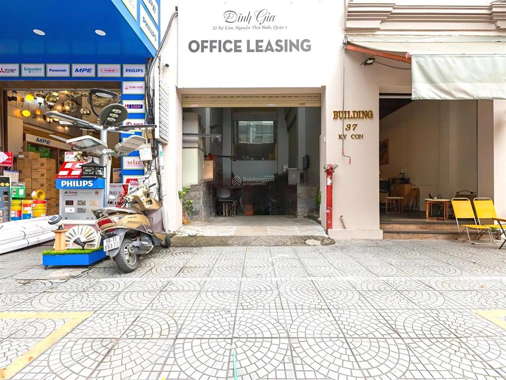 Văn phòng 4,5 triệu/th  có nội thất  giá cạnh tranh quận 1