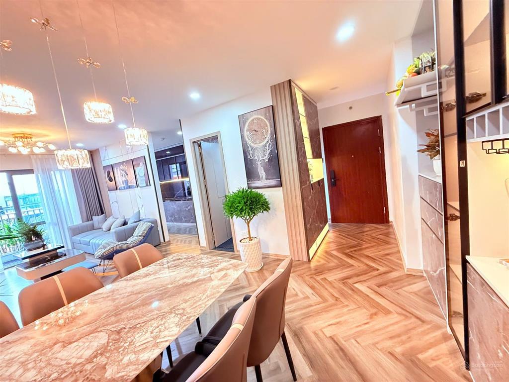 Chính chủ bán căn 3 ngủ 120m2, tầng trung, full nội thất, giá 14 tỷ cc hapulico complex