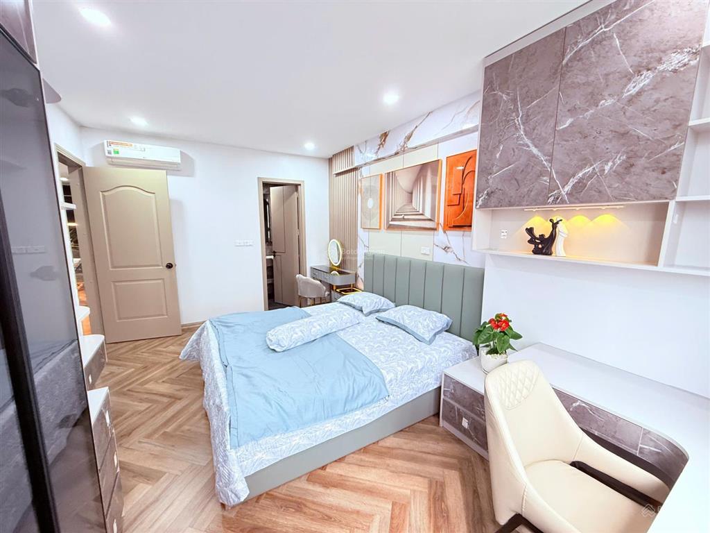 Chính chủ bán căn 3 ngủ 120m2, tầng trung, full nội thất, giá 14 tỷ cc hapulico complex