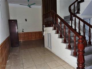 Vài bước ra phố, 4 tầng nhà đẹp long lanh 2 thoáng