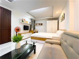 Căn hộ dịch vụ full nội thất ngay vị trí trung tâm