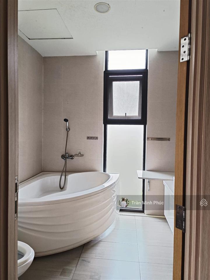 Chủ bán gấp căn hộ tại jamila khang điền, quận 9, giá 2ty300, 72m2, 2pn, 2wc