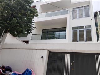 Bán biệt thự nguyễn chí thanh 8x20 3 tầng có thang máy nhà mới đẹp chỉ 32,5 tỷ nhà mới đẹp