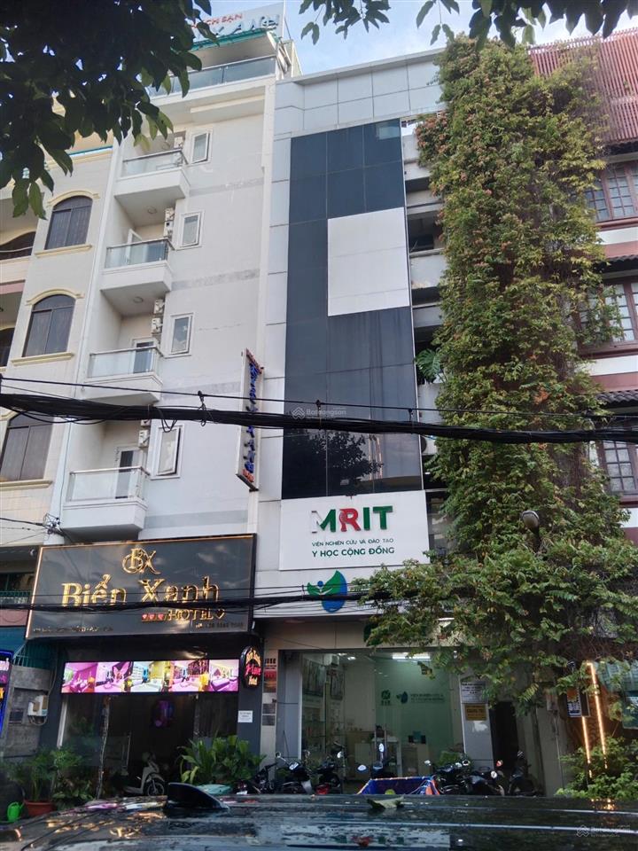 Bán nhà ngay sư vạn hạnh 5,8x18m, 4 tầng cho thuê 720 triệu/năm, giá bán chỉ 33,5 tỷ