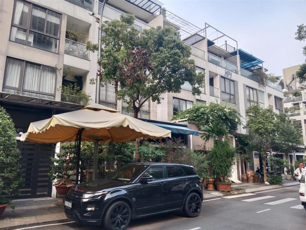 Bán biệt thự hà đô centrosa 5.5x16m trệt 3 lầu nhà mới vô ở liền giá bán chỉ 45 tỉ