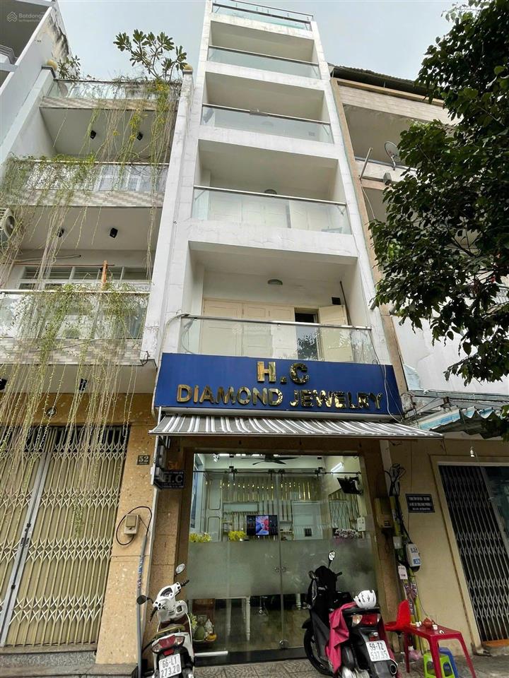 Bán nhà mặt tiền ngay nhiêu tâm, 4x15m, 6 tầng thang máy cho thuê 80tr/th, chỉ 22,5 tỷ