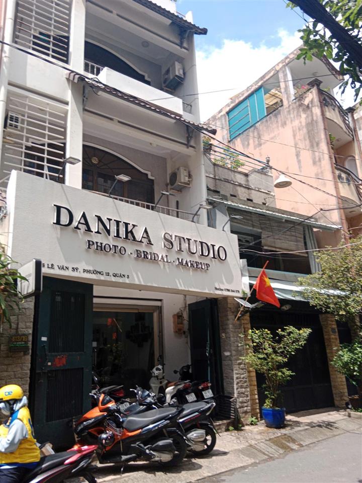 Bán nhà hẻm 10m lê văn sỹ 5,5x20m, 3 lầu, sân thượng, giá chỉ 25,9 tỉ